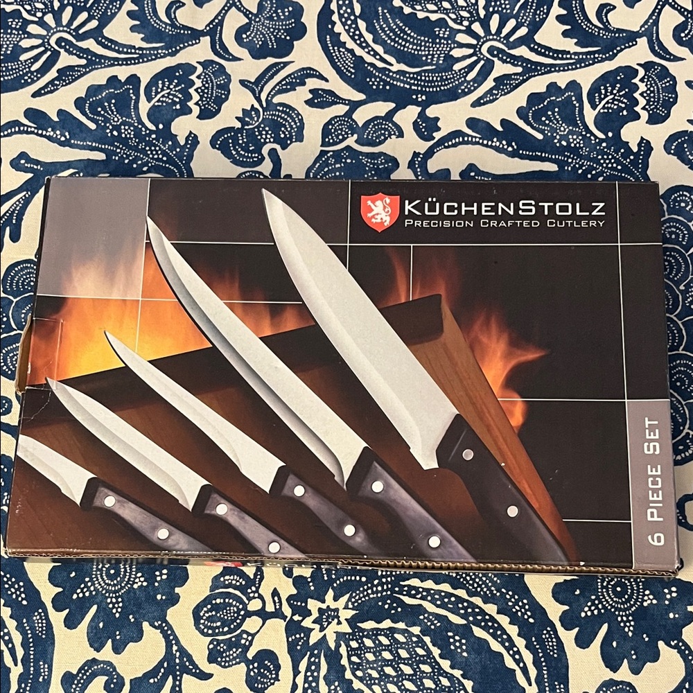 6-Piece Knife Set - Black Handles with Silver Blades